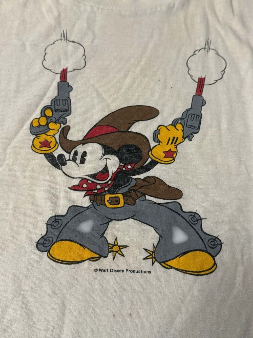Vintage Walt Disney Productions Mickey Mouse Cowboy Shooting Guns T-Shirt